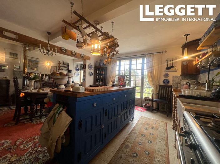 Image No.5-5 Bed House for sale