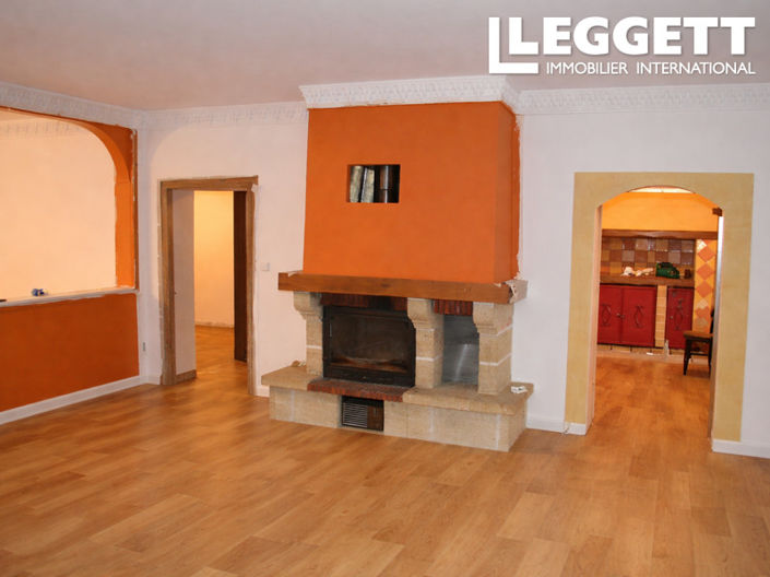 Image No.6-3 Bed House for sale