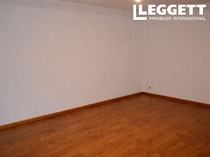 Image No.7-3 Bed House for sale