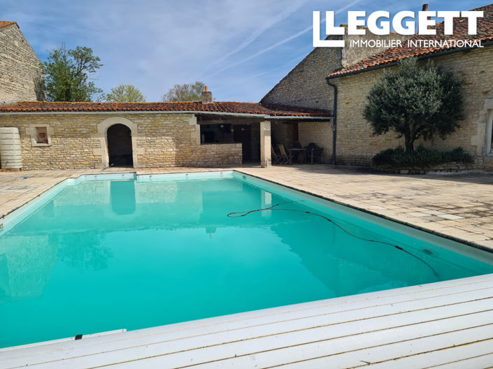 Image No.3-4 Bed House for sale