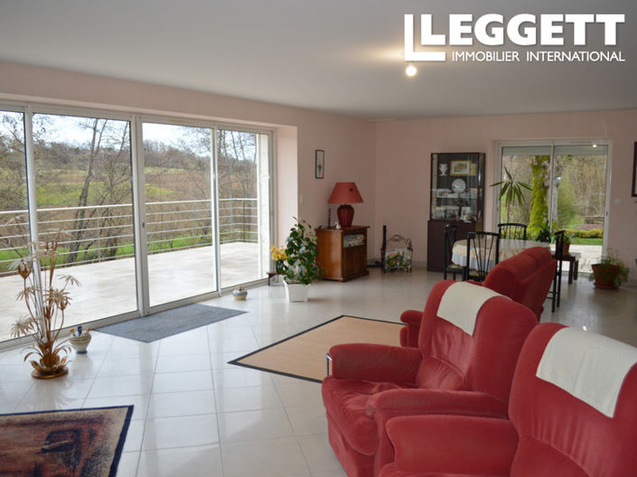 Image No.5-4 Bed House for sale