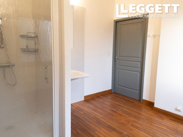 Image No.5-3 Bed House for sale