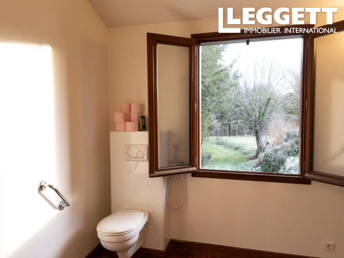 Image No.6-3 Bed House for sale