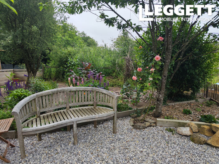 Image No.10-3 Bed House for sale