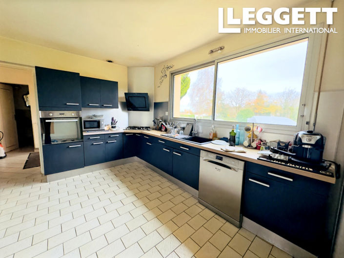 Image No.3-4 Bed House for sale