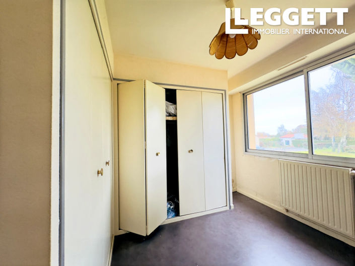 Image No.9-4 Bed House for sale