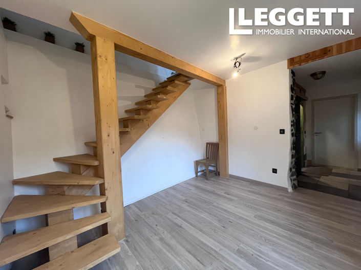 Image No.10-4 Bed House for sale