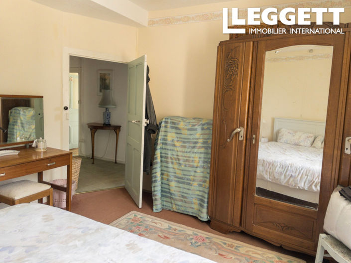 Image No.7-3 Bed House for sale