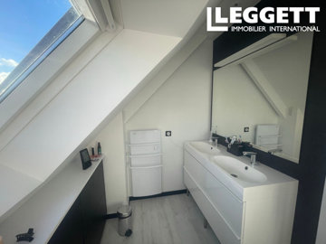 ahr0chm6ly9jzg4uagvzdglhlmltbw8vaw1hz2uvvevom