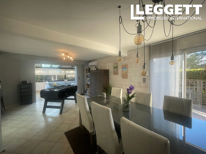 Image No.6-4 Bed House for sale