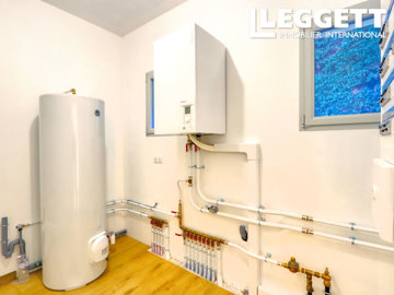 ahr0chm6ly9jzg4uagvzdglhlmltbw8vaw1hz2uvvevom