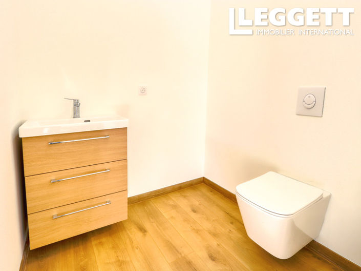 Image No.8-Maison de 4 chambres à vendre à Saint-Martin-de-Castillon