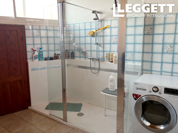 Image No.8-Maison de 5 chambres à vendre à Laroque-d'Olmes