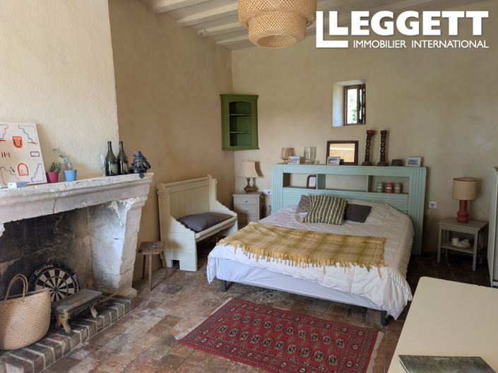 Image No.6-4 Bed House for sale