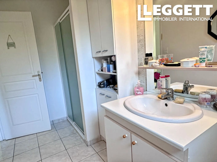 Image No.10-2 Bed House for sale