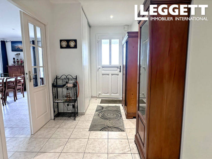 Image No.5-2 Bed House for sale