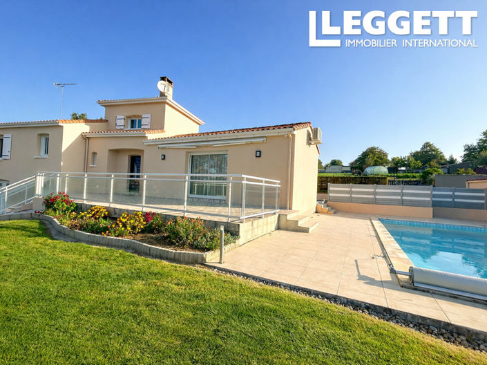 Image No.2-4 Bed House for sale