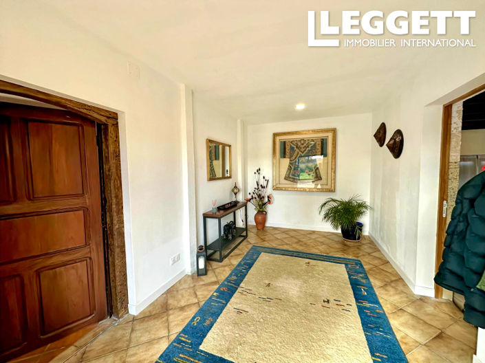 Image No.3-3 Bed House for sale