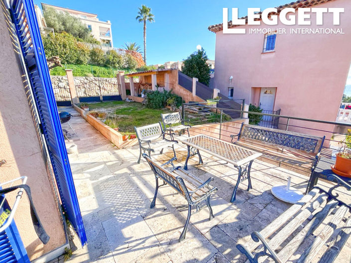 Image No.9-Maison de 4 chambres à vendre à Nice