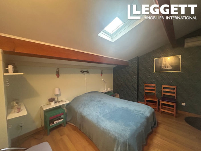 Image No.7-4 Bed House for sale