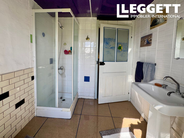 Image No.10-4 Bed House for sale