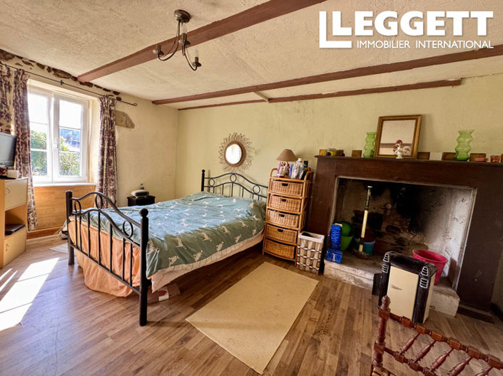 Image No.10-4 Bed House for sale