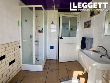 ahr0chm6ly9jzg4uagvzdglhlmltbw8vaw1hz2uvvevom