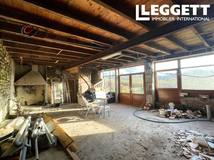 Image No.10-3 Bed House for sale