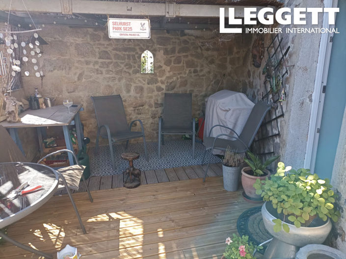 Image No.10-3 Bed House for sale