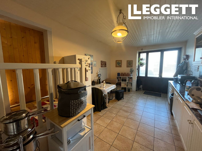 Image No.2-3 Bed House for sale