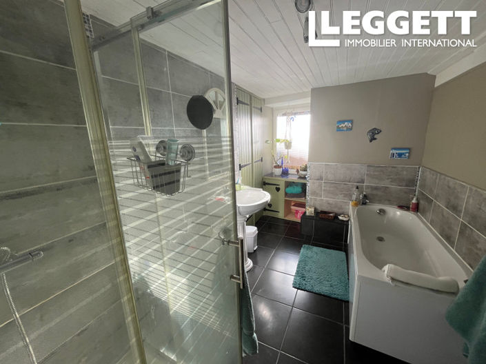 Image No.4-3 Bed House for sale