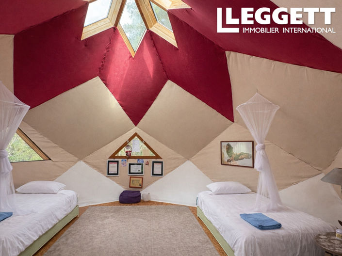 Image No.9-5 Bed House for sale