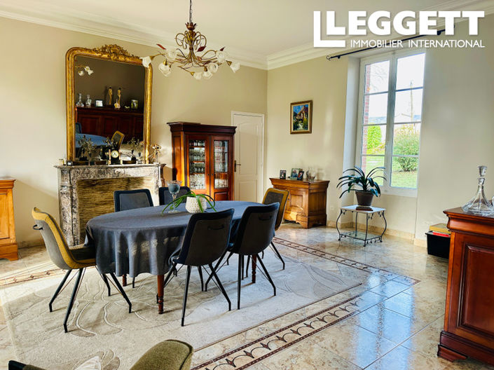 Image No.6-5 Bed House for sale