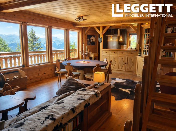 Image No.2-6 Bed House for sale