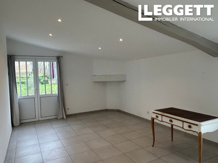 Image No.4-2 Bed House for sale