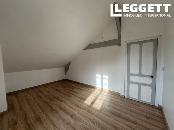 Image No.9-3 Bed House for sale