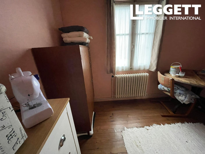 Image No.10-4 Bed House for sale