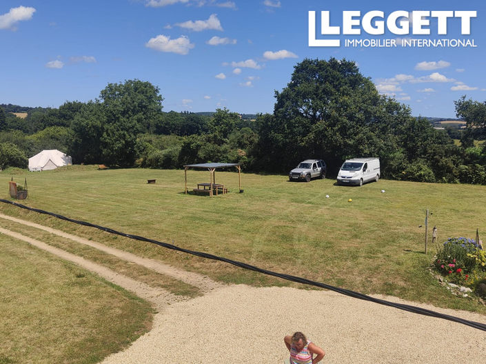 Image No.6-4 Bed House for sale