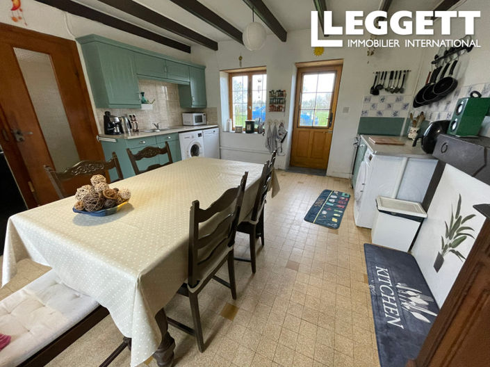 Image No.8-4 Bed House for sale