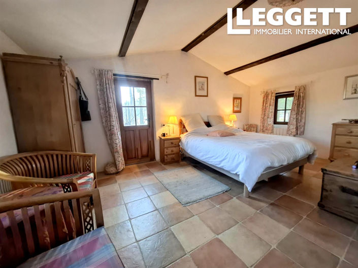 Image No.7-4 Bed House for sale