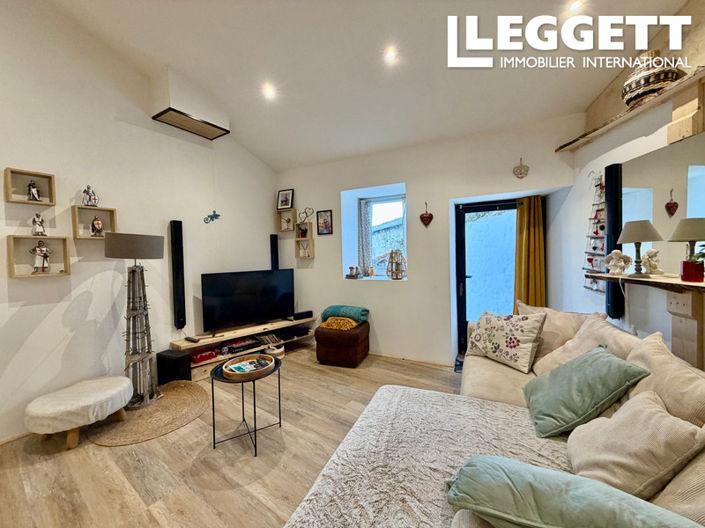 Image No.10-2 Bed House for sale