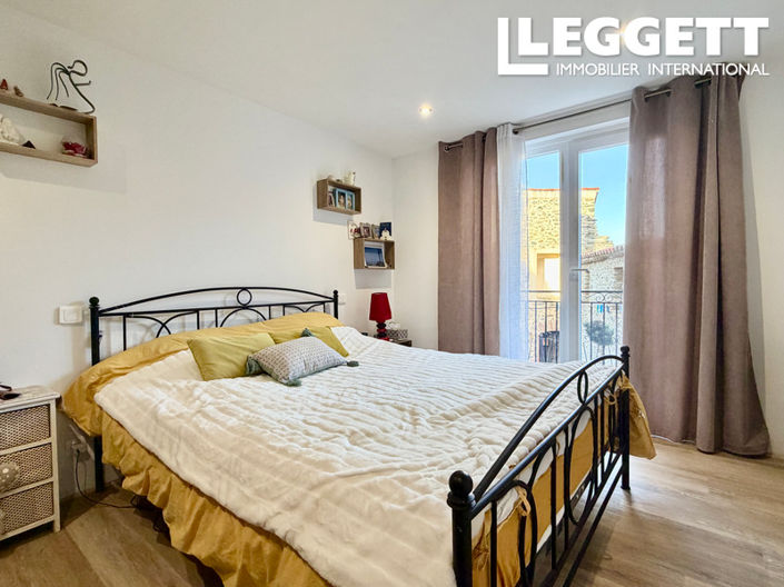 Image No.7-2 Bed House for sale