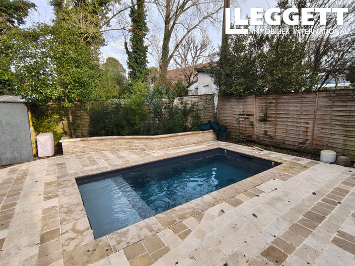 Image No.8-4 Bed House for sale