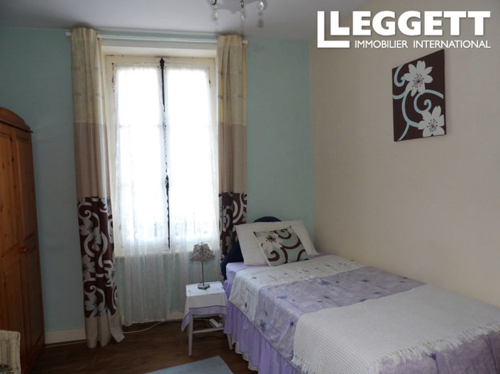 Image No.9-3 Bed House for sale