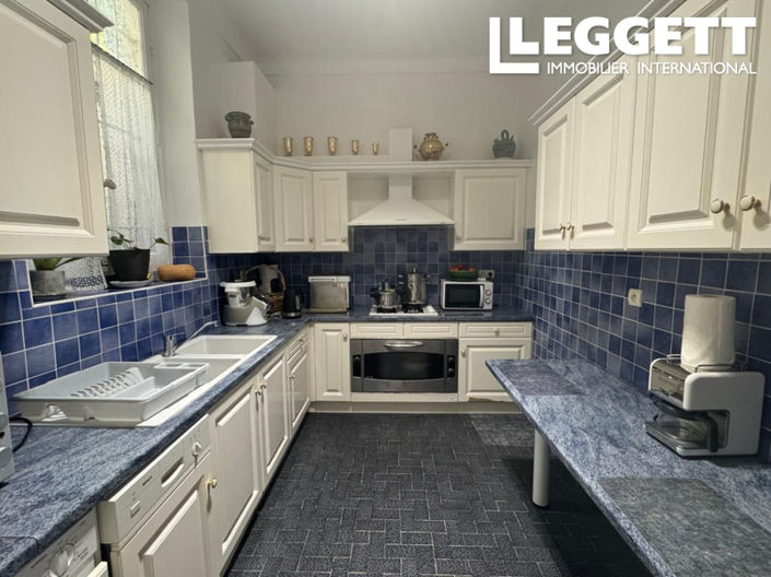 Image No.6-4 Bed House for sale