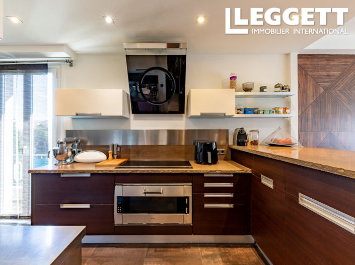 Image No.6-2 Bed Apartment for sale