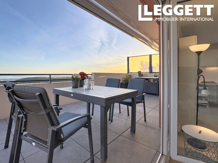 Image No.10-3 Bed Apartment for sale