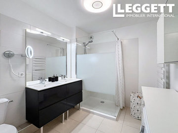 ahr0chm6ly9jzg4uagvzdglhlmltbw8vaw1hz2uvvevom