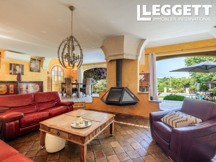 Image No.3-3 Bed House for sale