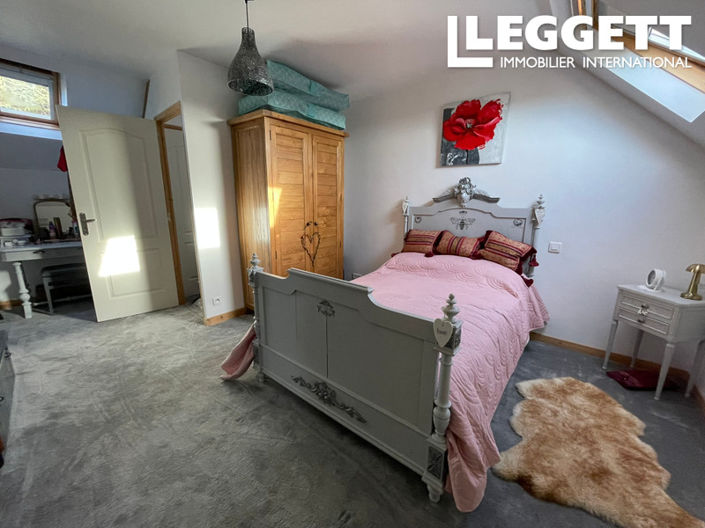 Image No.4-3 Bed House for sale